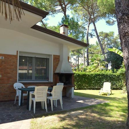 Villa a Lignano con 2 camere e giardino Lignano Sabbiadoro Esterno foto