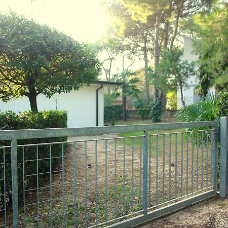 Villa a Lignano con 2 camere e giardino Lignano Sabbiadoro Esterno foto
