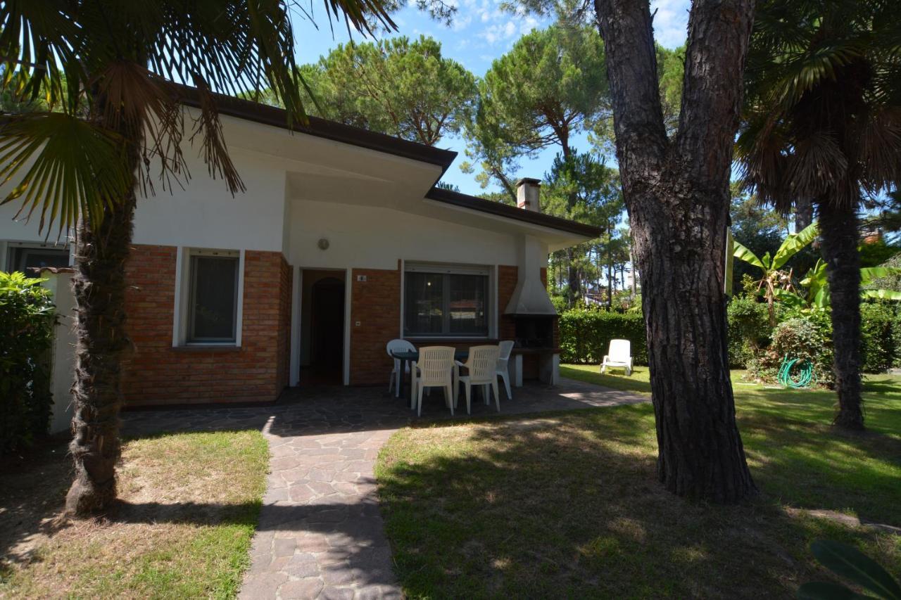 Villa a Lignano con 2 camere e giardino Lignano Sabbiadoro Esterno foto